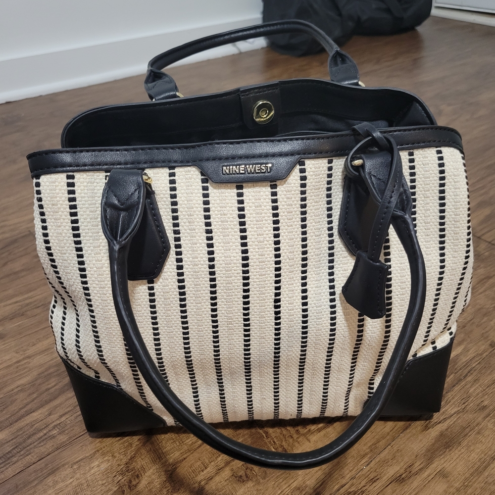 Nine West Black and Cream Women's Bag